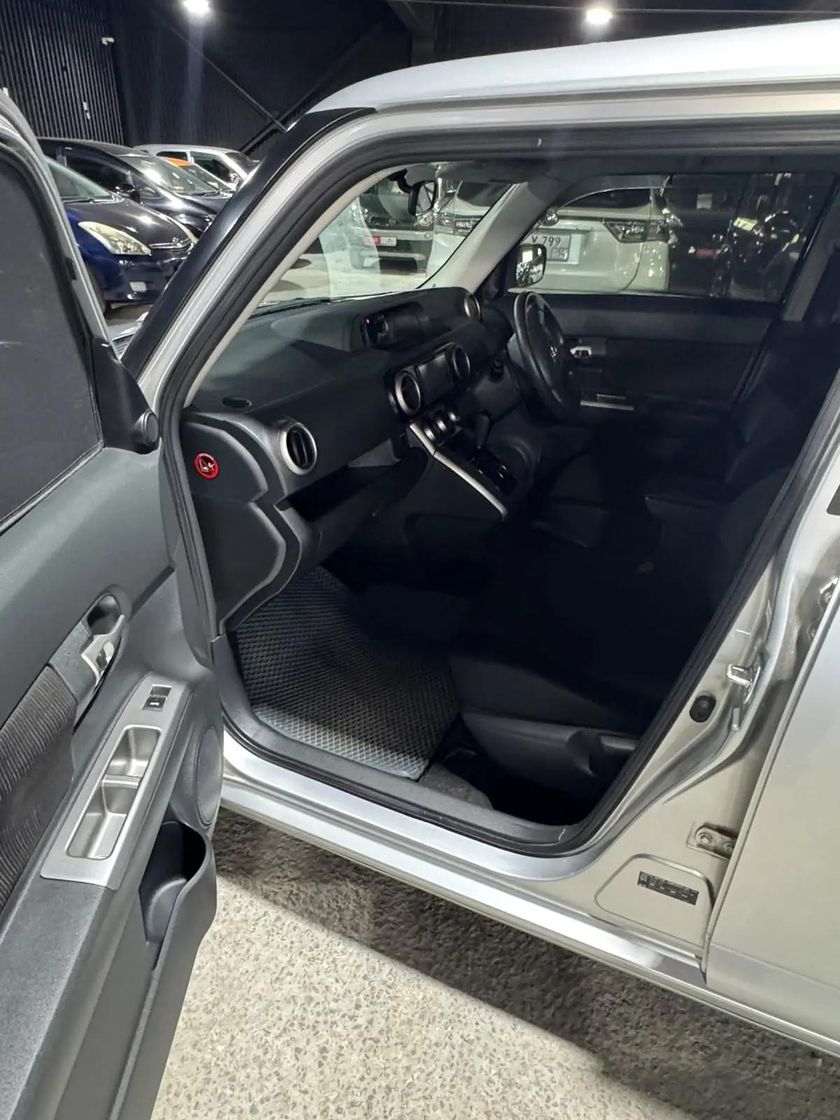 Toyota Corolla Rumion, 2010