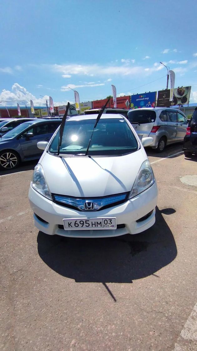 Honda Fit Shuttle, 2012