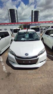 Toyota Wish, 2013