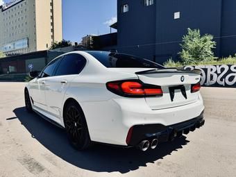 BMW 5-Series, 2017