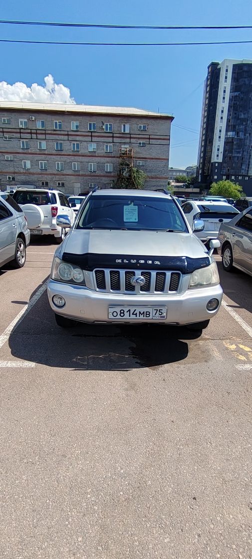 Toyota Kluger V, 2001