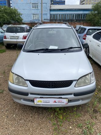 Toyota Corolla Spacio, 1999