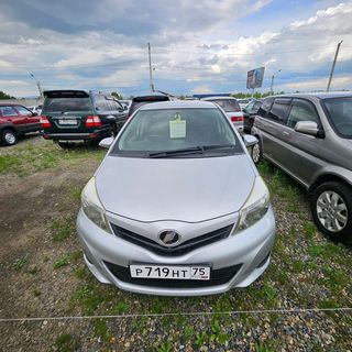 Toyota Vitz, 2012
