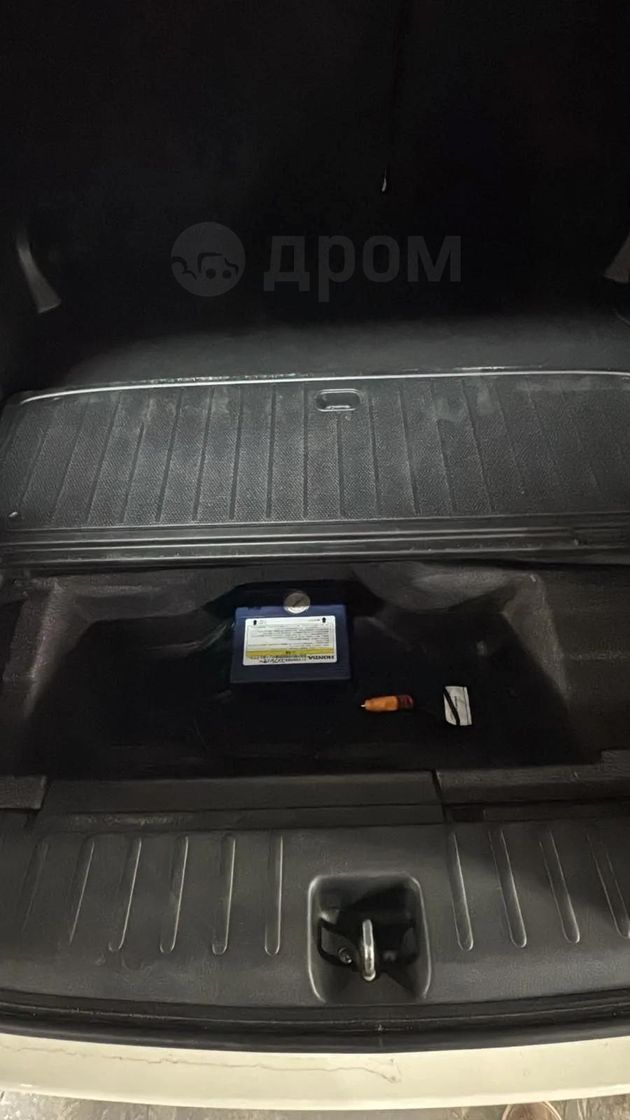 Honda Fit Shuttle, 2012