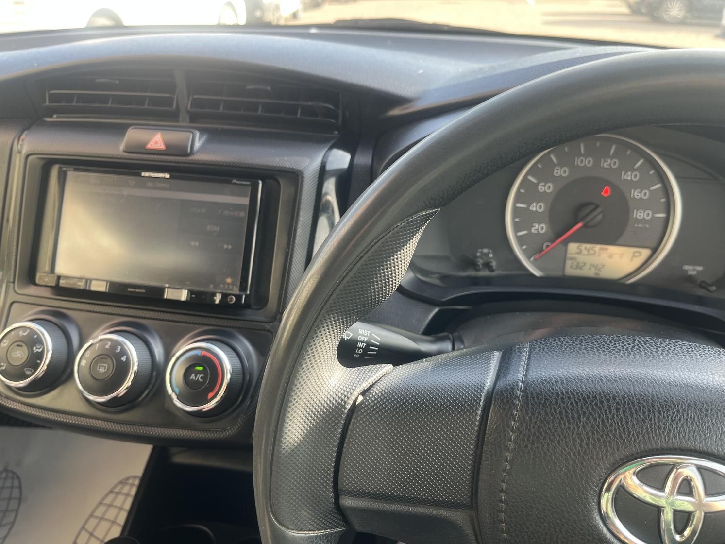 Toyota Corolla Axio, 2017