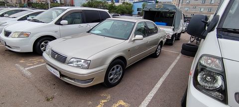 Toyota Camry, 1998