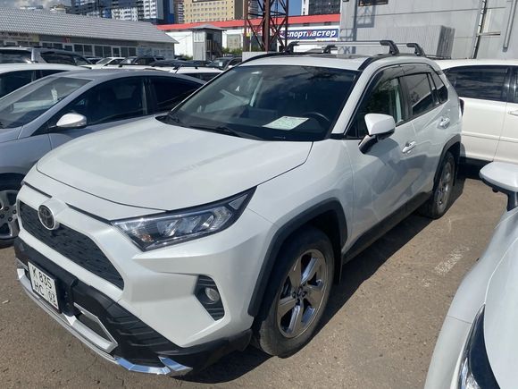 Toyota RAV4, 2021