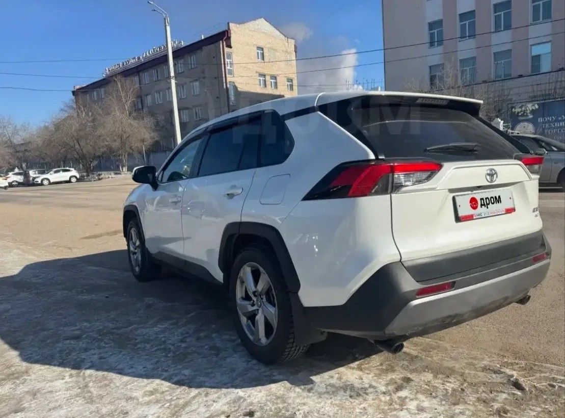 Toyota RAV4, 2020