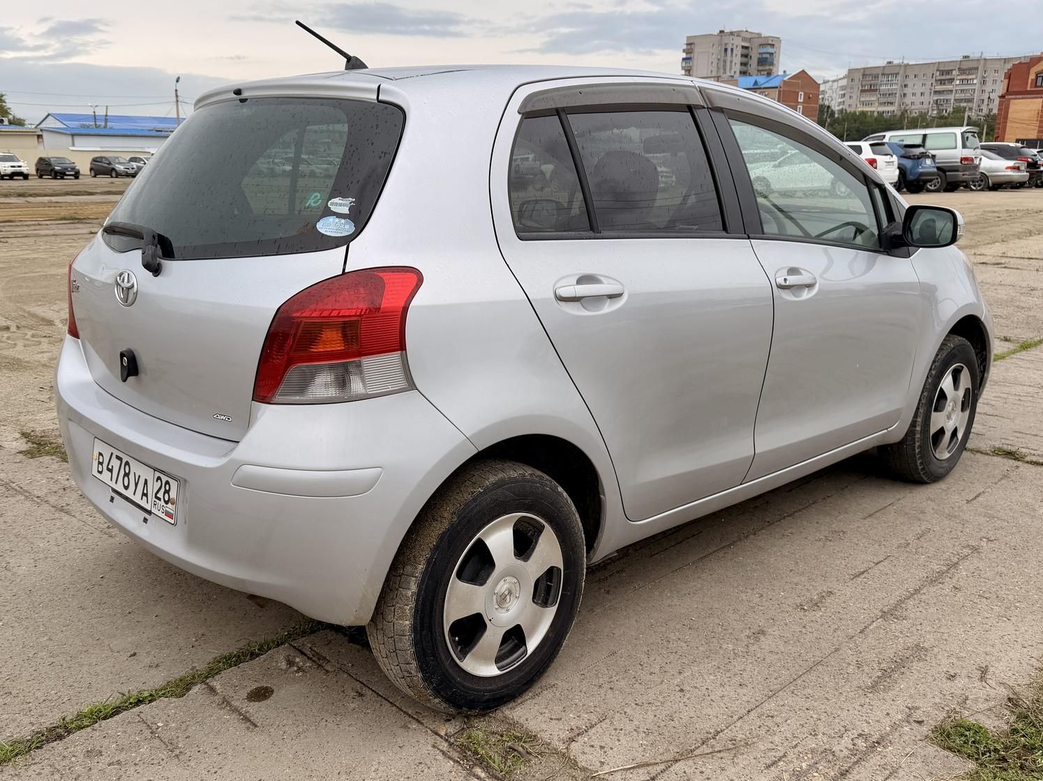 Toyota Vitz, 2009