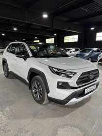 Toyota RAV4, 2025