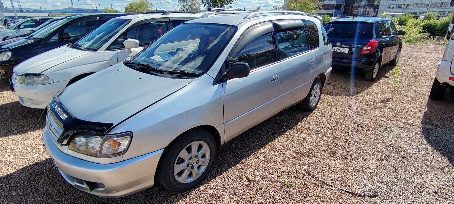 Toyota Ipsum, 1998