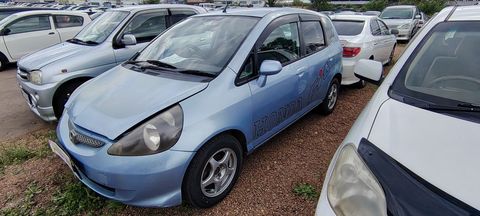 Honda Fit, 2002