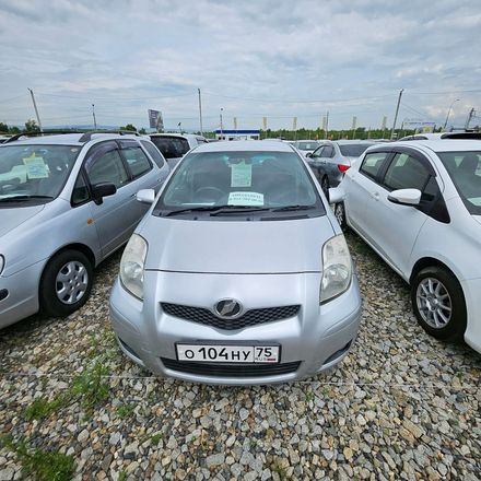 Toyota Vitz, 2008