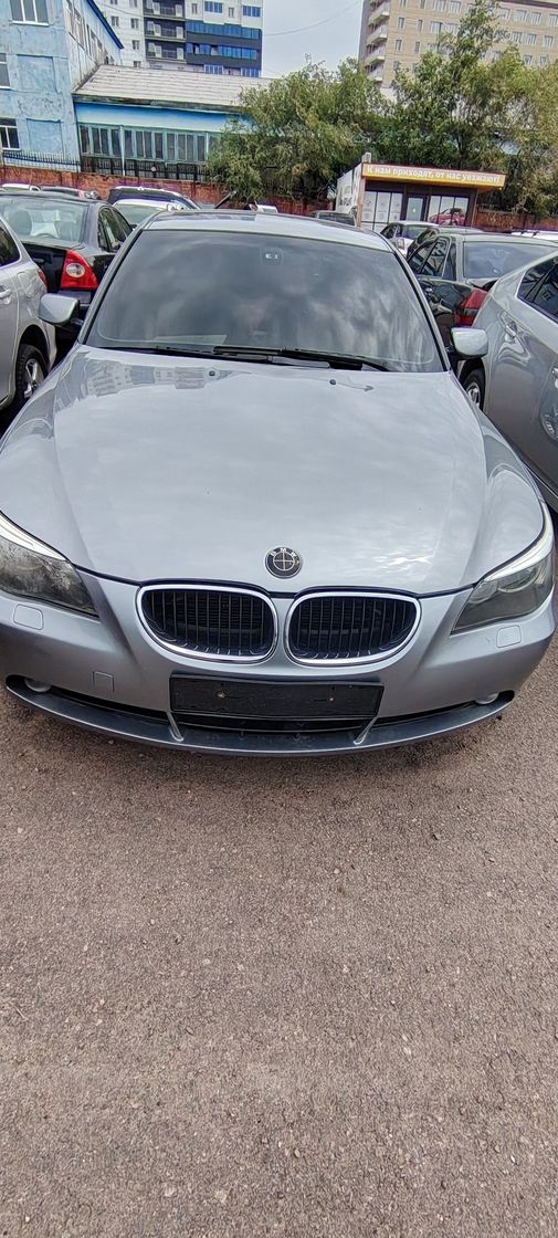 BMW 530, 2004