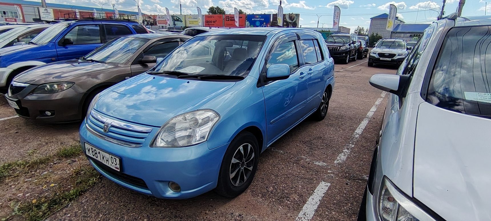Toyota Raum, 2003
