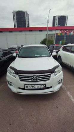 Toyota RAV4, 2011
