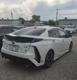 Toyota Prius PHV, 2019