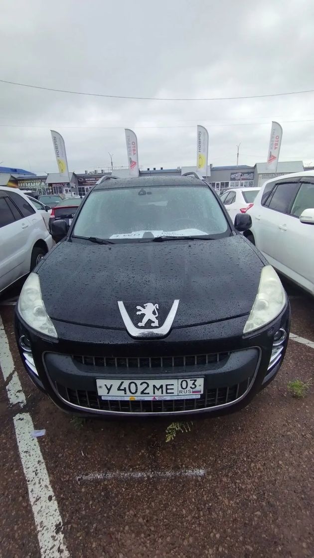 Peugeot 4007, 2011