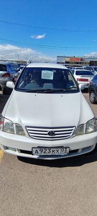 Toyota Gaia, 2000