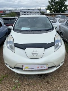 Nissan Leaf, 2011