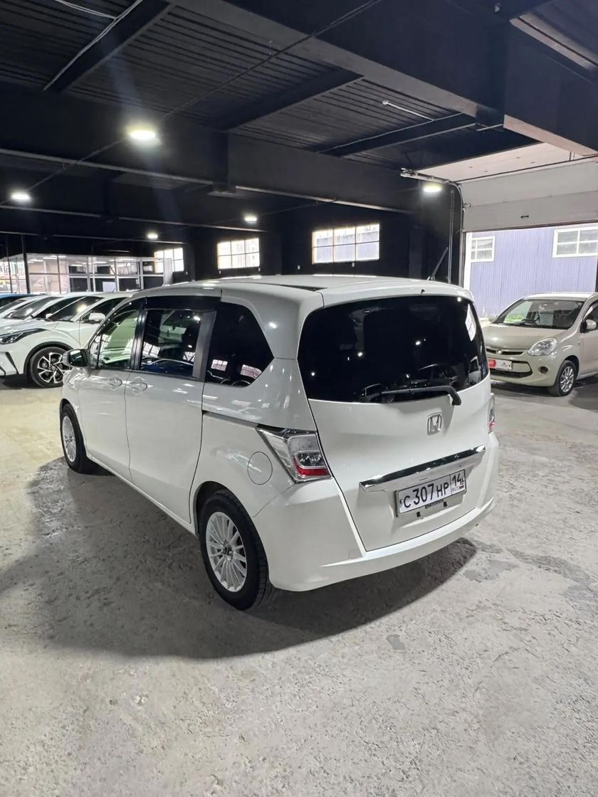 Honda Freed, 2012