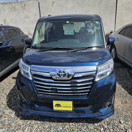 Toyota Roomy, 2011