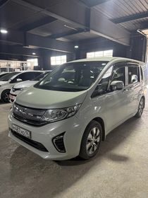 Honda Stepwgn, 2015