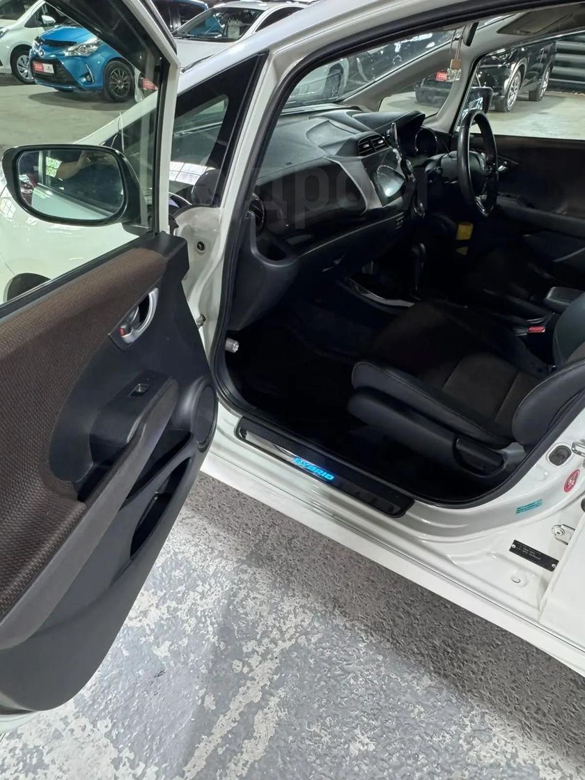 Honda Fit Shuttle, 2012