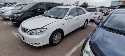 Toyota Camry, 2003
