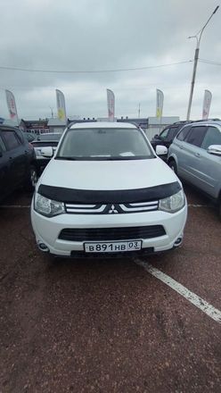 Mitsubishi Outlander, 2012