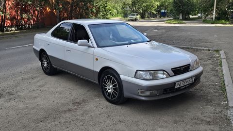 Toyota Vista, 1997