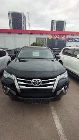 Toyota Fortuner, 2018