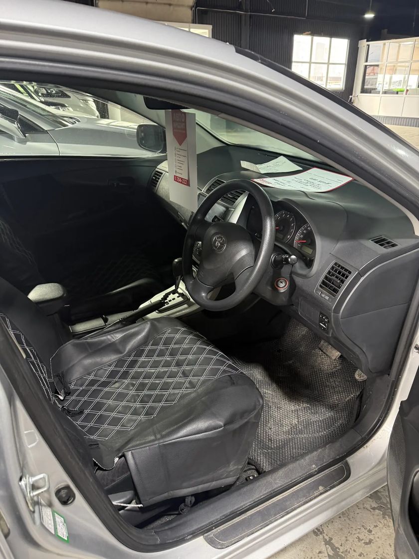 Toyota Corolla, 2011