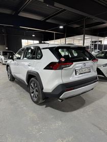 Toyota RAV4, 2025