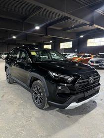 Toyota RAV4, 2025