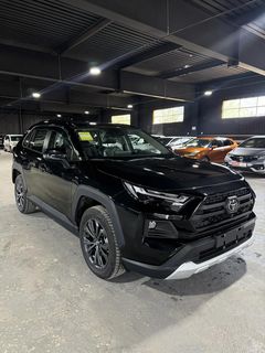 Toyota RAV4, 2025