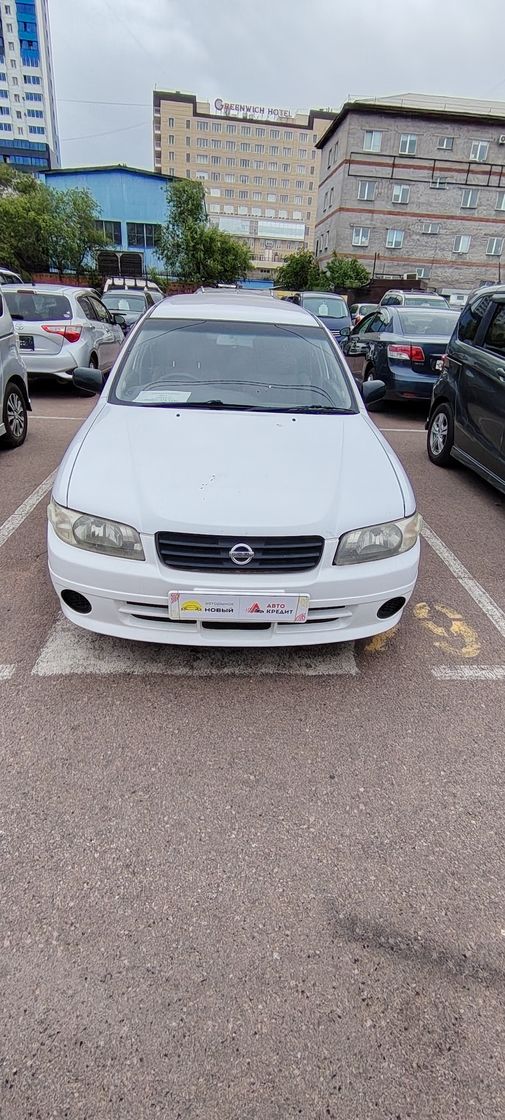 Nissan Expert, 2003
