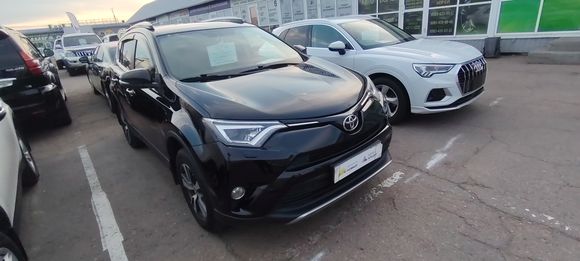 Toyota RAV4, 2018