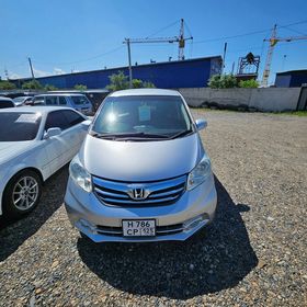 Honda Freed, 2012