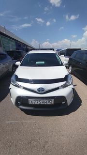 Toyota Prius Alpha, 2016