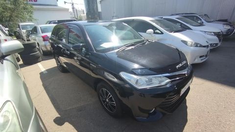 Toyota Corolla Fielder, 2015
