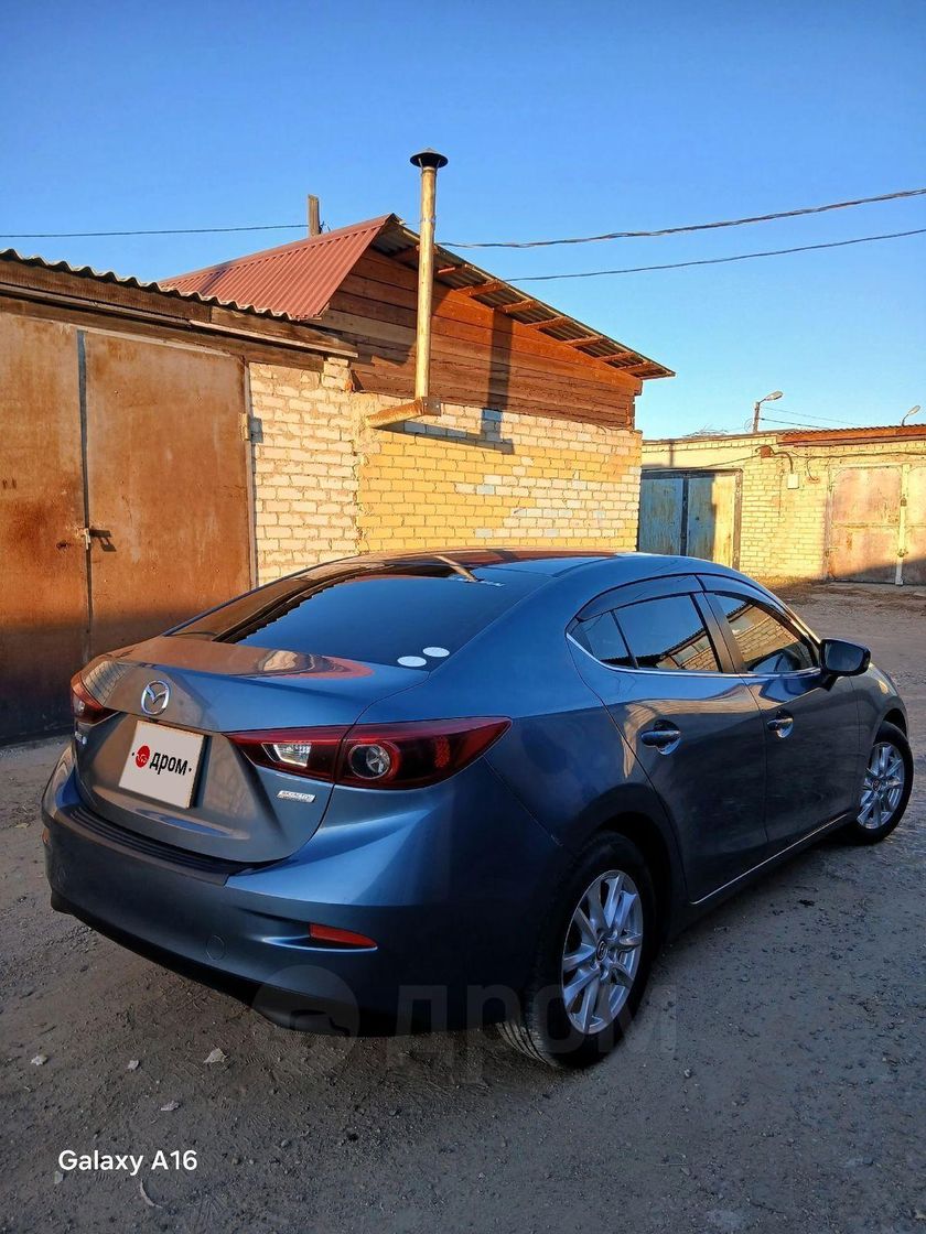 Mazda Axela, 2015