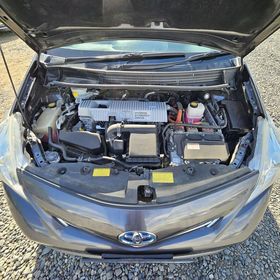 Toyota Prius Alpha, 2014
