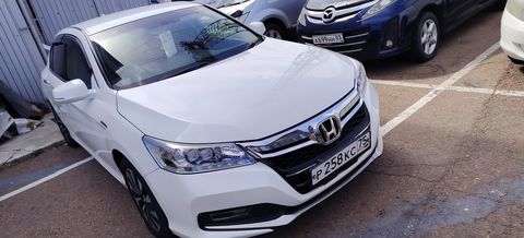 Honda Accord Hybrid, 2013