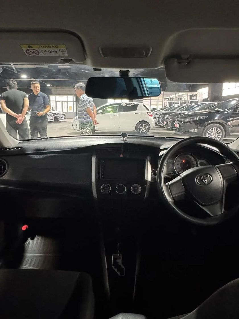 Toyota Corolla Fielder, 2015
