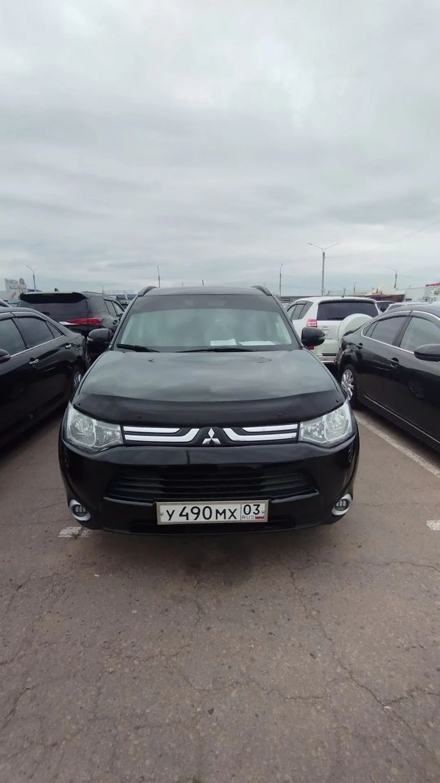 Mitsubishi Outlander, 2012