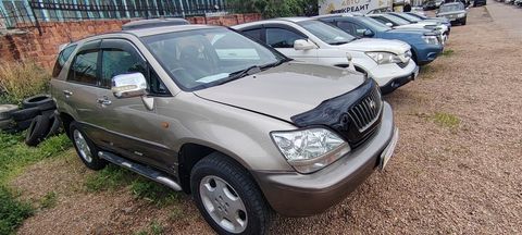 Toyota Harrier, 1998