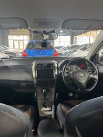 Toyota Corolla Fielder, 2011