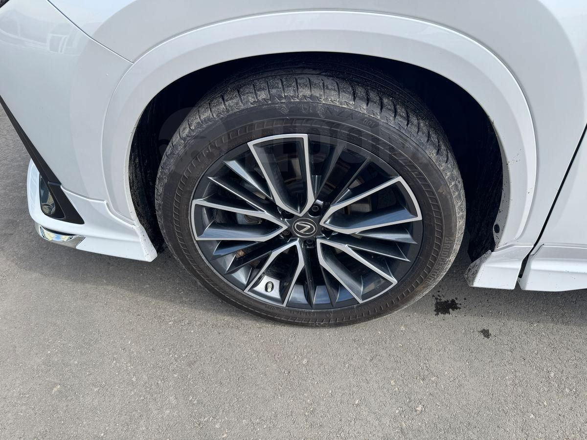 Lexus NX250, 2022