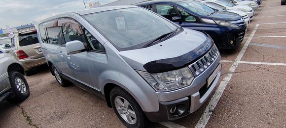 Mitsubishi Delica, 2010